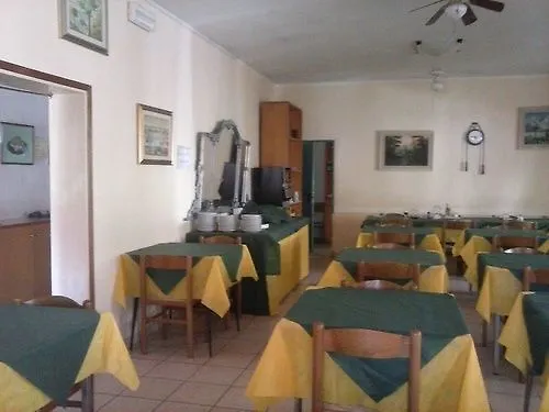 Hotel Pensione Berlati Pinarella Italy